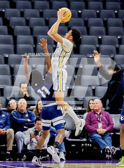 Thumbnail 1 in San Gabriel Academy vs. King's Academy (CIF State D3 Final) photogallery.