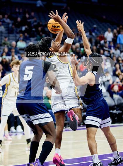 Thumbnail 3 in San Gabriel Academy vs. King's Academy (CIF State D3 Final) photogallery.