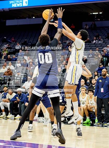 Thumbnail 2 in San Gabriel Academy vs. King's Academy (CIF State D3 Final) photogallery.