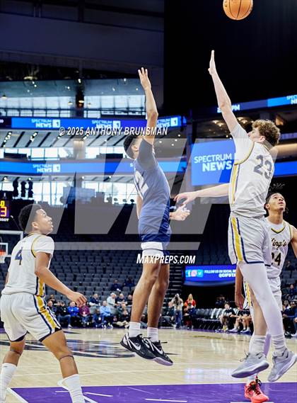 Thumbnail 3 in San Gabriel Academy vs. King's Academy (CIF State D3 Final) photogallery.