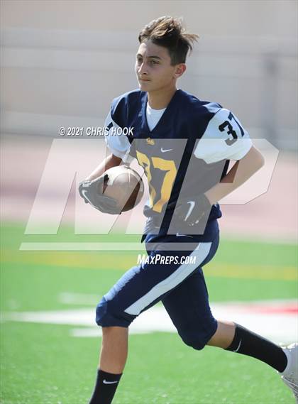Thumbnail 1 in Mountain View vs. Flowing Wells @ Tucson High photogallery.