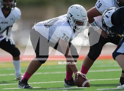 Thumbnail 3 in Mountain View vs. Flowing Wells @ Tucson High photogallery.