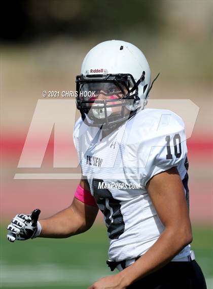 Thumbnail 2 in Mountain View vs. Flowing Wells @ Tucson High photogallery.