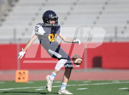 Thumbnail 2 in Mountain View vs. Flowing Wells @ Tucson High photogallery.