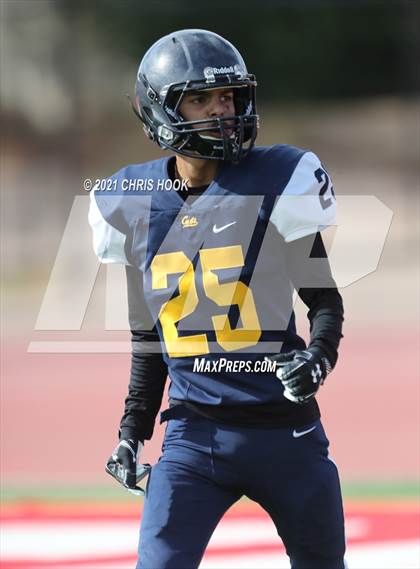 Thumbnail 1 in Mountain View vs. Flowing Wells @ Tucson High photogallery.