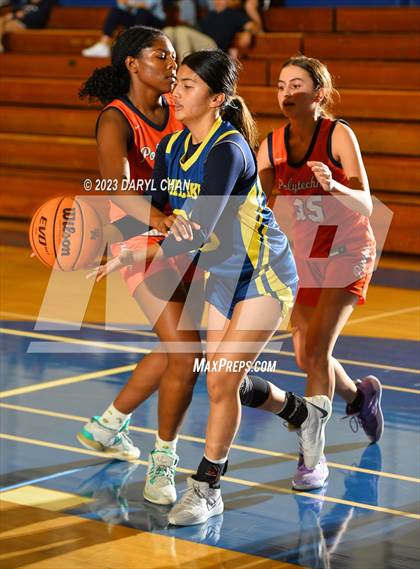 Thumbnail 1 in Millikan vs Polytechnic  (San Marino Tournament) photogallery.