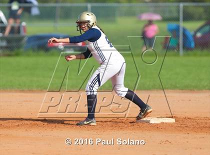 Thumbnail 3 in Providence Catholic @ Holy Cross photogallery.