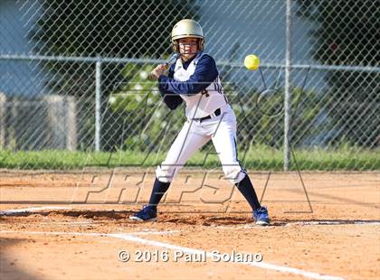 Thumbnail 2 in Providence Catholic @ Holy Cross photogallery.