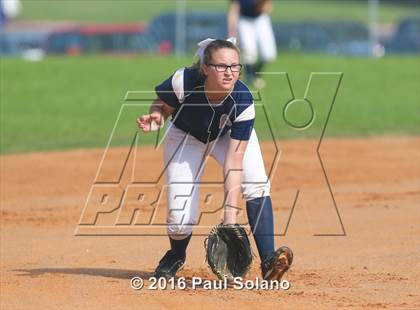 Thumbnail 2 in Providence Catholic @ Holy Cross photogallery.