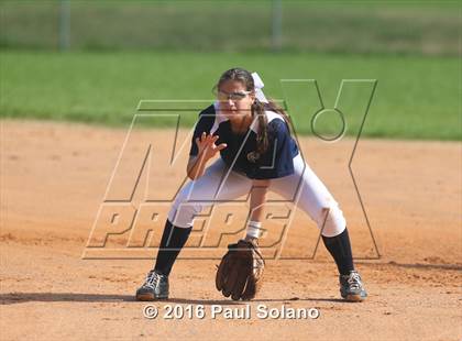 Thumbnail 3 in Providence Catholic @ Holy Cross photogallery.