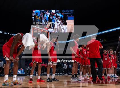 Thumbnail 1 in Duncanville vs. Bellaire (UIL 6A Basketball Division I Final Medal Ceremony) photogallery.