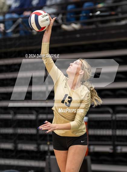Thumbnail 3 in Lone Peak vs. Davis (UHSAA 6A Second Round) photogallery.