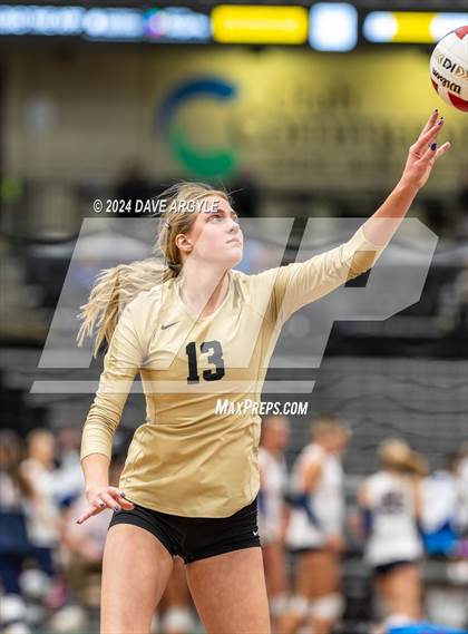 Thumbnail 3 in Lone Peak vs. Davis (UHSAA 6A Second Round) photogallery.