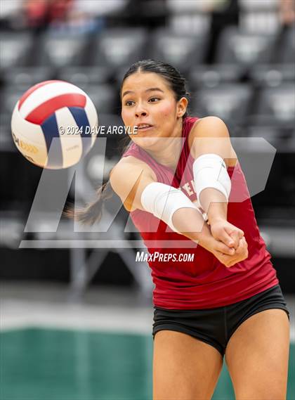 Thumbnail 1 in Lone Peak vs. Davis (UHSAA 6A Second Round) photogallery.