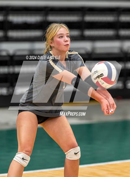 Thumbnail 2 in Lone Peak vs. Davis (UHSAA 6A Second Round) photogallery.
