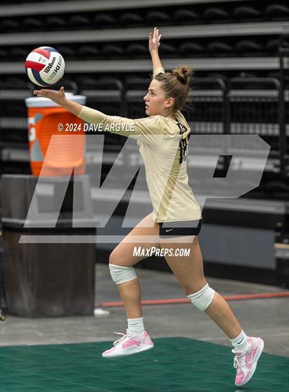 Thumbnail 3 in Lone Peak vs. Davis (UHSAA 6A Second Round) photogallery.