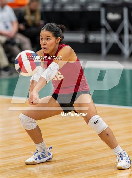 Thumbnail 3 in Lone Peak vs. Davis (UHSAA 6A Second Round) photogallery.