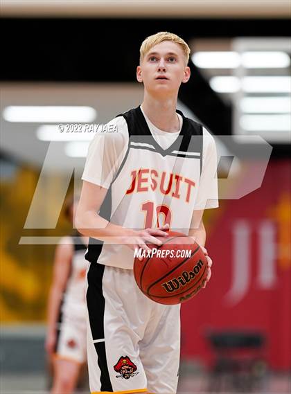 Thumbnail 1 in Franklin @ Jesuit photogallery.
