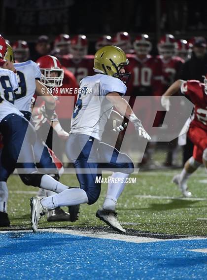 Thumbnail 2 in St. John's @ Shrewsbury (MIAA Central Division 2 Semifinal) photogallery.