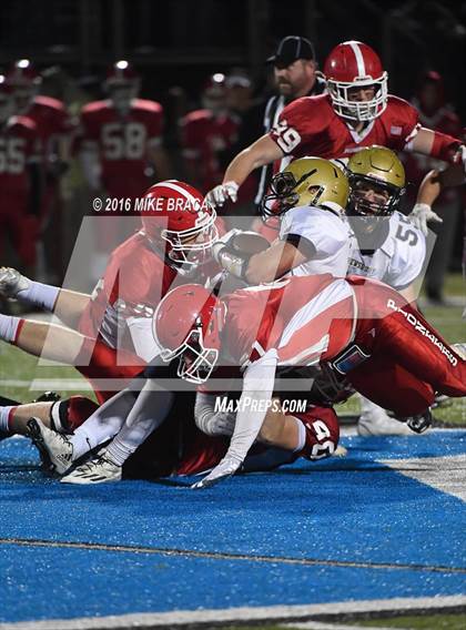 Thumbnail 3 in St. John's @ Shrewsbury (MIAA Central Division 2 Semifinal) photogallery.