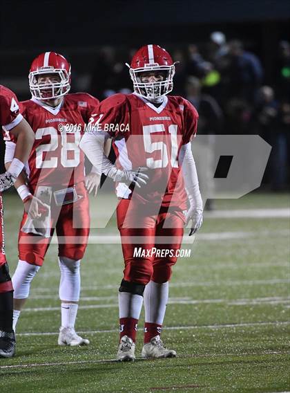 Thumbnail 3 in St. John's @ Shrewsbury (MIAA Central Division 2 Semifinal) photogallery.