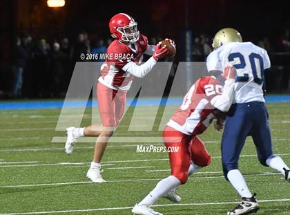 Thumbnail 2 in St. John's @ Shrewsbury (MIAA Central Division 2 Semifinal) photogallery.