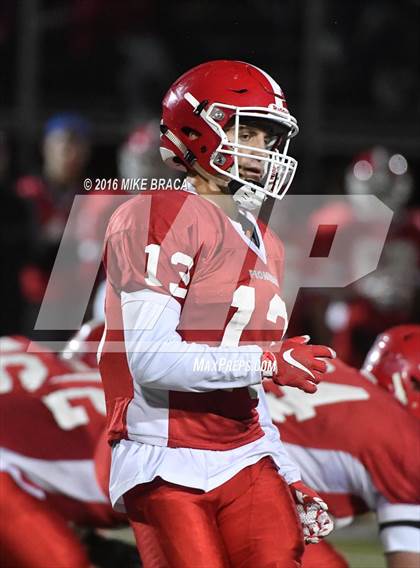 Thumbnail 3 in St. John's @ Shrewsbury (MIAA Central Division 2 Semifinal) photogallery.