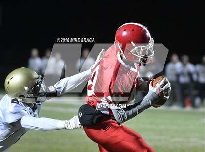 Thumbnail 1 in St. John's @ Shrewsbury (MIAA Central Division 2 Semifinal) photogallery.