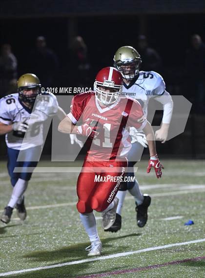 Thumbnail 2 in St. John's @ Shrewsbury (MIAA Central Division 2 Semifinal) photogallery.