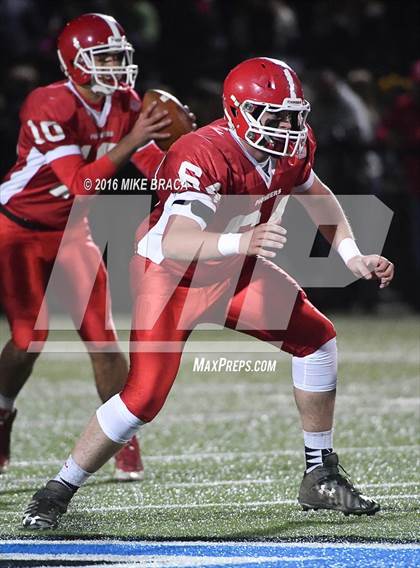Thumbnail 3 in St. John's @ Shrewsbury (MIAA Central Division 2 Semifinal) photogallery.