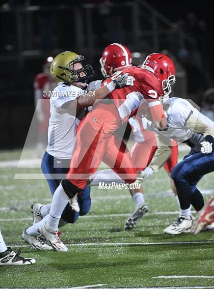 Thumbnail 2 in St. John's @ Shrewsbury (MIAA Central Division 2 Semifinal) photogallery.