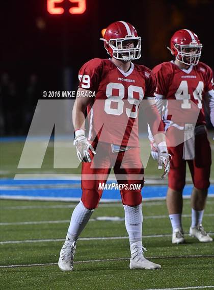 Thumbnail 2 in St. John's @ Shrewsbury (MIAA Central Division 2 Semifinal) photogallery.