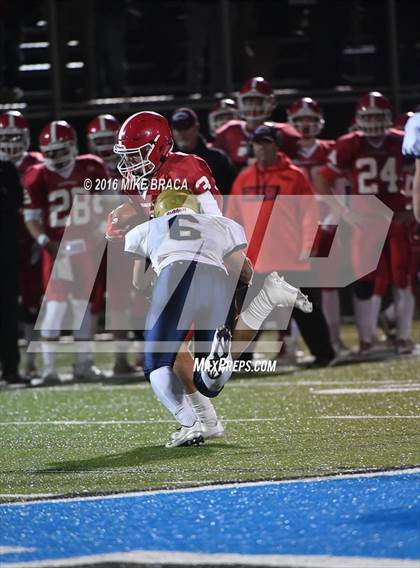 Thumbnail 1 in St. John's @ Shrewsbury (MIAA Central Division 2 Semifinal) photogallery.
