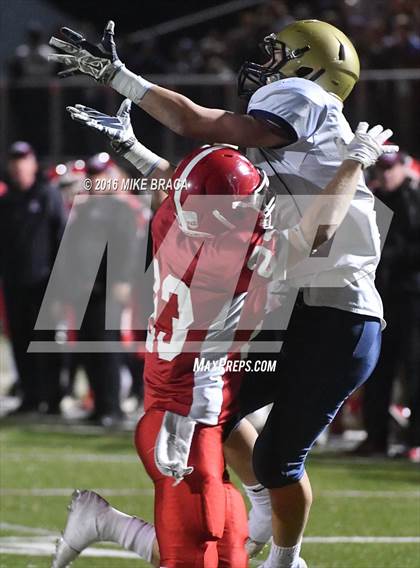 Thumbnail 1 in St. John's @ Shrewsbury (MIAA Central Division 2 Semifinal) photogallery.
