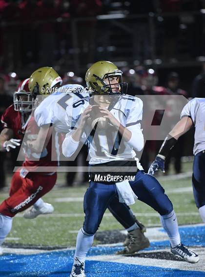 Thumbnail 2 in St. John's @ Shrewsbury (MIAA Central Division 2 Semifinal) photogallery.