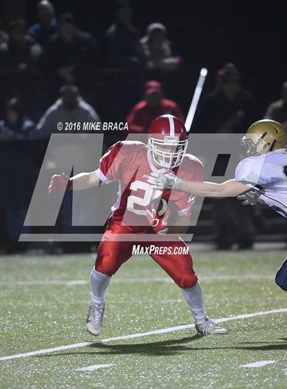 Thumbnail 1 in St. John's @ Shrewsbury (MIAA Central Division 2 Semifinal) photogallery.