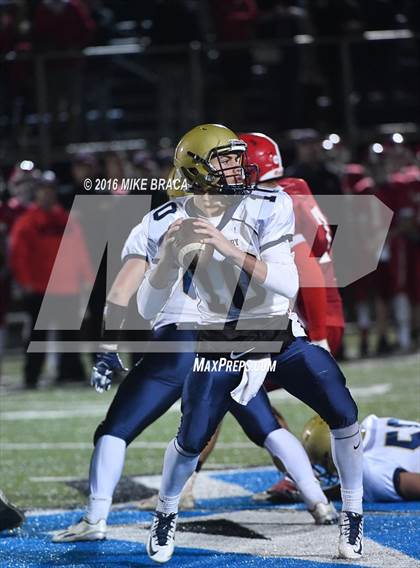 Thumbnail 3 in St. John's @ Shrewsbury (MIAA Central Division 2 Semifinal) photogallery.
