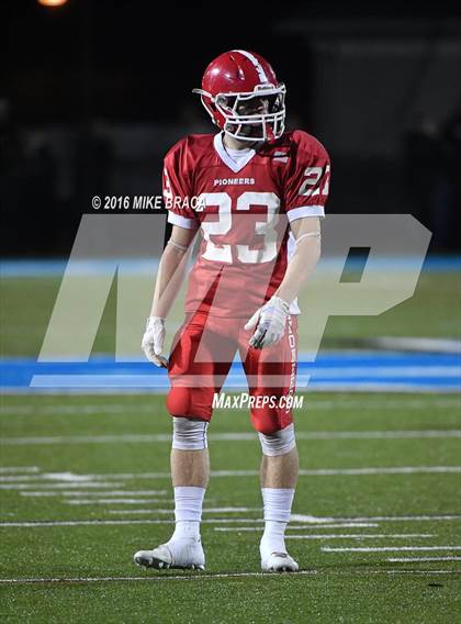 Thumbnail 3 in St. John's @ Shrewsbury (MIAA Central Division 2 Semifinal) photogallery.