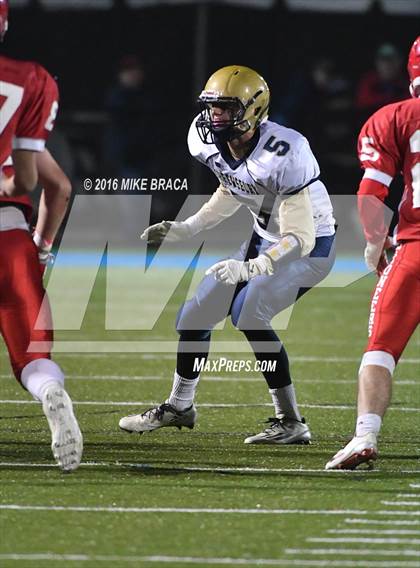 Thumbnail 2 in St. John's @ Shrewsbury (MIAA Central Division 2 Semifinal) photogallery.