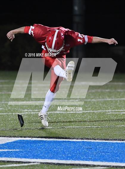 Thumbnail 1 in St. John's @ Shrewsbury (MIAA Central Division 2 Semifinal) photogallery.