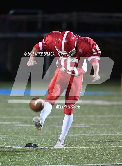Thumbnail 3 in St. John's @ Shrewsbury (MIAA Central Division 2 Semifinal) photogallery.