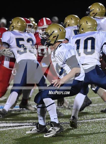 Thumbnail 2 in St. John's @ Shrewsbury (MIAA Central Division 2 Semifinal) photogallery.