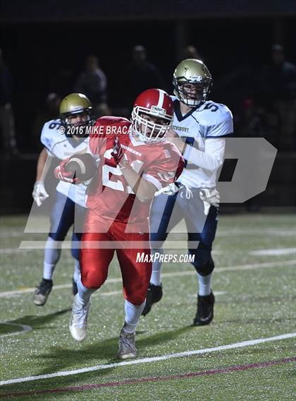 Thumbnail 3 in St. John's @ Shrewsbury (MIAA Central Division 2 Semifinal) photogallery.