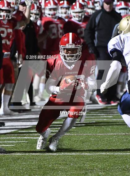 Thumbnail 3 in St. John's @ Shrewsbury (MIAA Central Division 2 Semifinal) photogallery.
