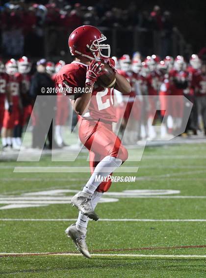 Thumbnail 1 in St. John's @ Shrewsbury (MIAA Central Division 2 Semifinal) photogallery.