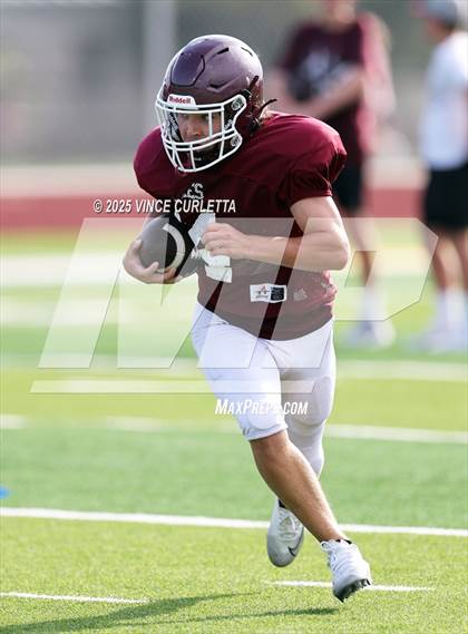 Thumbnail 2 in Johnson City @ Blanco (Scrimmage) photogallery.