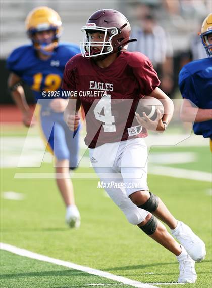 Thumbnail 3 in Johnson City @ Blanco (Scrimmage) photogallery.