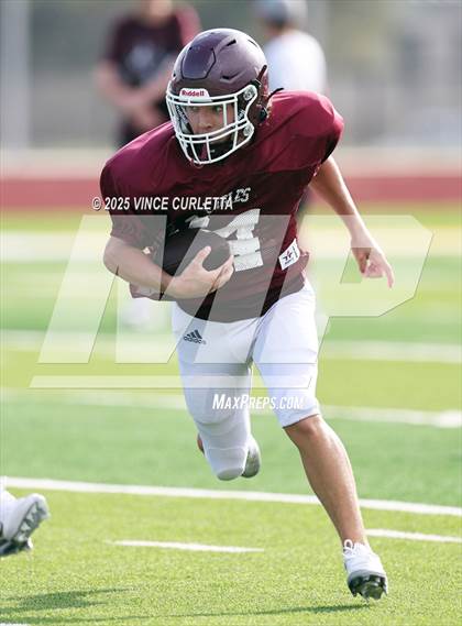 Thumbnail 2 in Johnson City @ Blanco (Scrimmage) photogallery.
