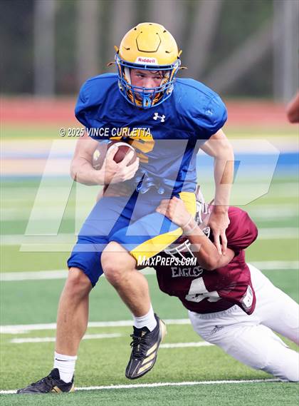 Thumbnail 3 in Johnson City @ Blanco (Scrimmage) photogallery.