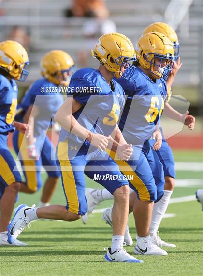Thumbnail 3 in Johnson City @ Blanco (Scrimmage) photogallery.